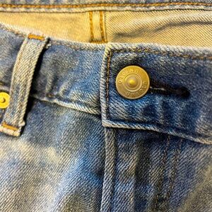 Uniqlo Jeans- - distressed- slim cut 28 inch waist